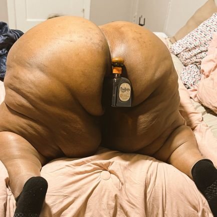 Bubbles03811's profile picture. 🔞| Doing my ᴼʷⁿ thing, 𝑺𝑶𝑳𝑶 𝑫𝑶𝑳𝑶 | 🫵🏽Your Fav 𝕊𝕊𝔹𝔹𝕎 | Real Ass 🍑 Women 💁🏽‍♀️ | Content Creator💦 | ✉️ DM for Menu📃 / Booking Enquiries📱
