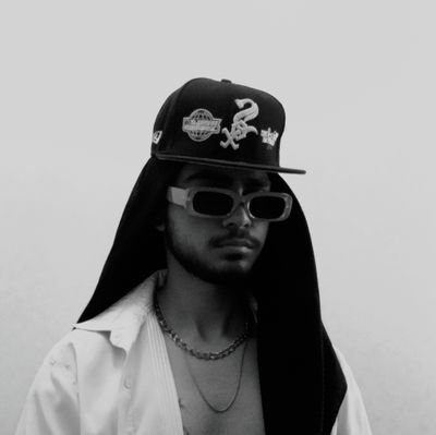 abtin86_'s profile picture. کسی که ضحاک رو به ترس انداخت🏹