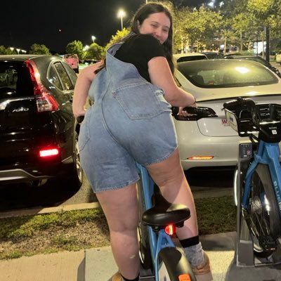 pawgalert's profile picture. Boston 🦞