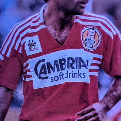 AndyReds22's profile picture. Freelance Creative Director  Podcast @behind_athlete 🎙 D-Man @blackbearsihc 🏒 Team @salforddevils 👹