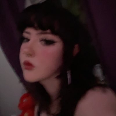 violetdoll444's profile picture. fashion enthusiast