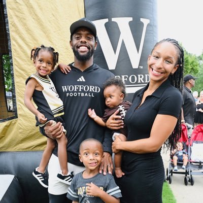 CoachWatson_24's profile picture. Christ Follower | Husband | Father | Ball Coach