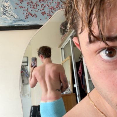 tailssub's profile picture. viciado em sentar pra dotado