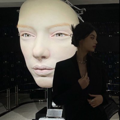 enaiebjj's profile picture. 👜 Fashion Designer Celebrating individuality through design | Innovating with a sustainable heart ❤️ Join me on the journey of style. ✨Professional designer👗