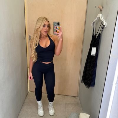 HannahAnde4344's profile picture. I'm New Here 

Wanna Make New Friends