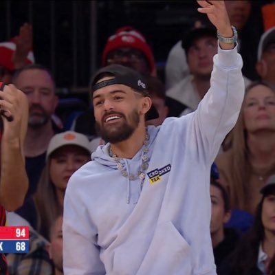 Rccii1's profile picture. Make your life a story worth telling @thetraeyoung