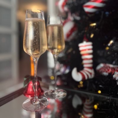 rebeccabexx2010's profile picture. what matters the most is how you see yourself.