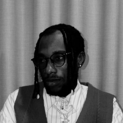 Progee_art's profile picture. Cofounder @yanafinance & Product Designer. Tinkering with Technology, Art & Fashion