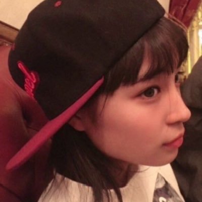 sealshapedsoul's profile picture. Diorama by yves personified