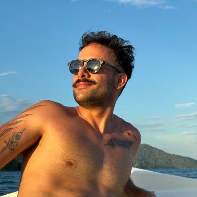 rogecolmenares's profile picture. 