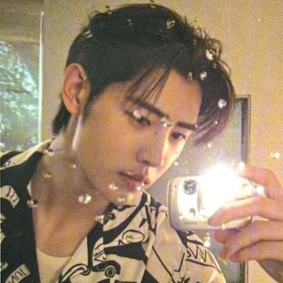 wasuretamono's profile picture. (any pronouns) *sips my coffee* “…gay and yearning.”