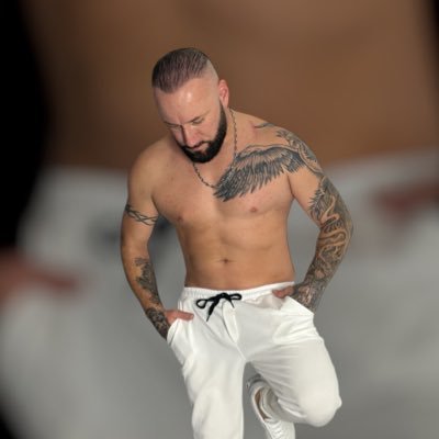 niko_lovax's profile picture. Célibataire   French porn  , collaboration contact chicglamofficiel@gmail.com