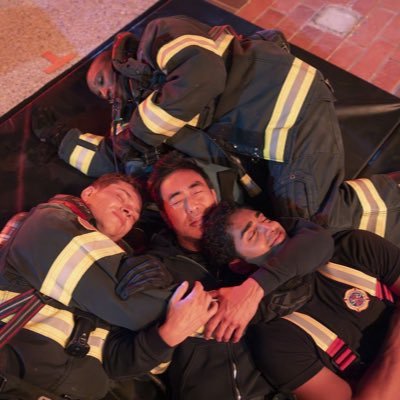 nobuddienocrime's profile picture. eddie diaz and harry grant defender. eng-esp