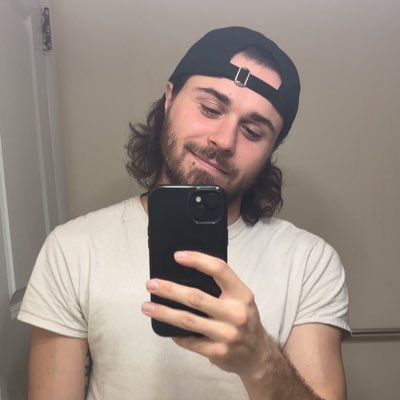 Dzminick's profile picture. I post stuff on TikTok Link below | @Stxpyd is my big nosed brother