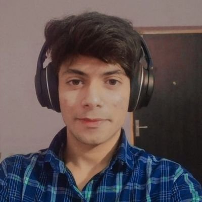 aaron1_z's profile picture. Compsci&phy | Innovating with code, words and ideas