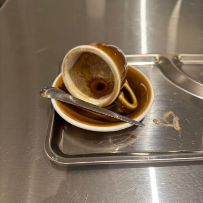 aq_lp0's profile picture. نحاول أن نعيش اللحظة، نضحك، نتسلى، نؤجل مواجهة الألم أو الانهيار، مع أننا في داخلنا نعرف أن هناك ثقلًا أو مصيرًا محتومًا ينتظرنا