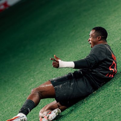 Zelattar2's profile picture. 