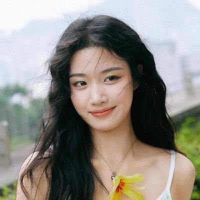 vallland's profile picture. psicóloga, nerd, dorameira e lendo uns livros 📚