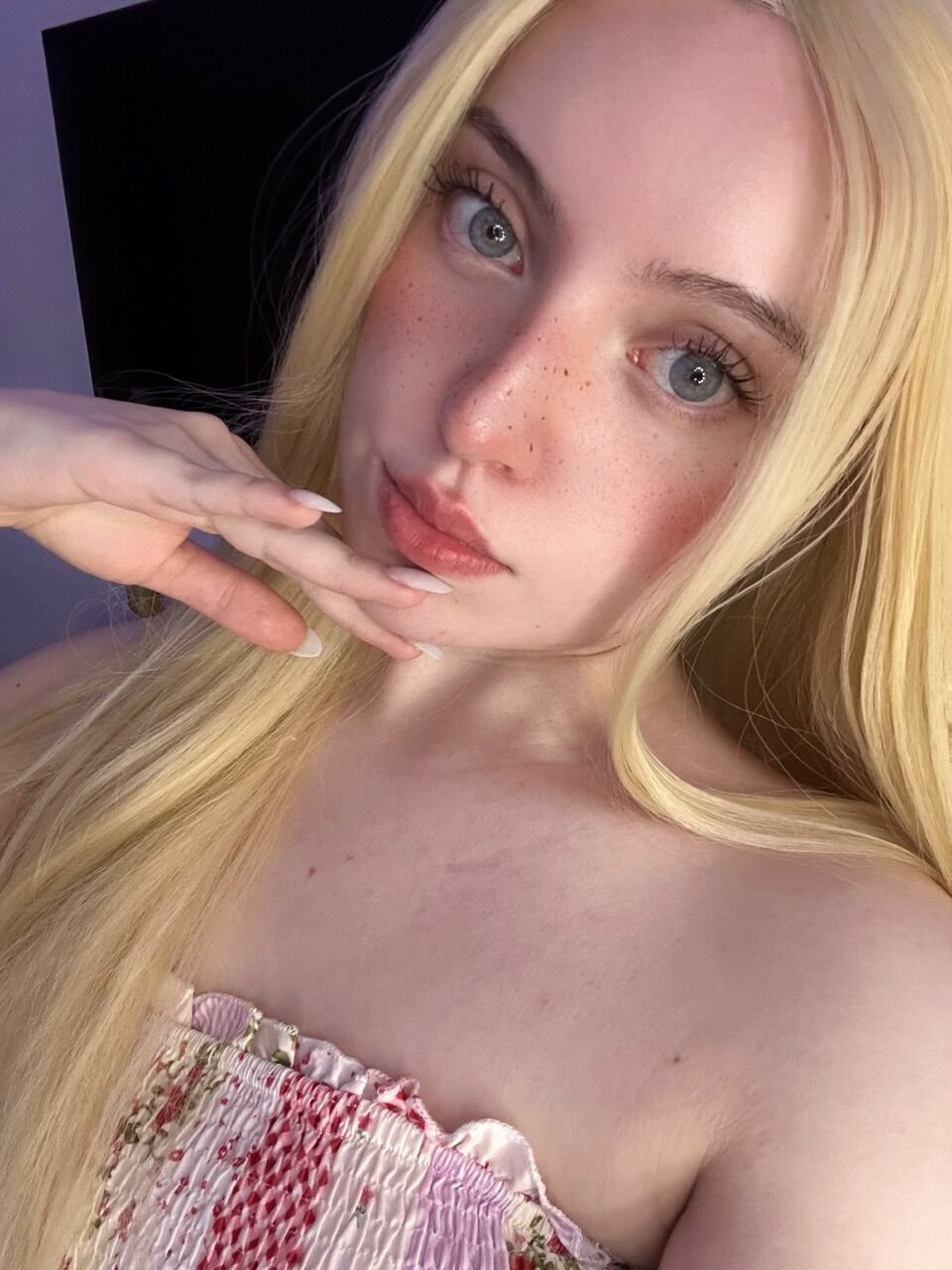 NSandhurst80337's profile picture. i can t blink both eyes at the samee time, DM mee if ur talented