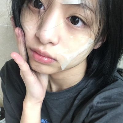 leiister's profile picture. irritated all the time