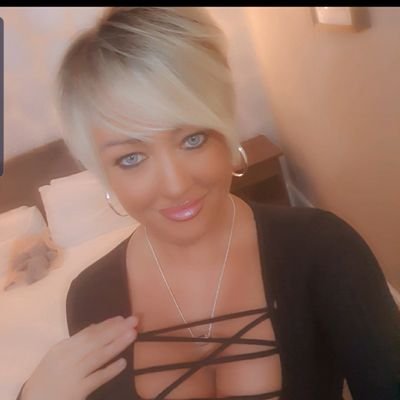 kerriecowan's profile picture. Email: @kerriecowan@outlook.com
https://t.co/7qCAmhWjbb