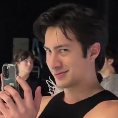 comradeyap's profile picture. || 🇵🇸 ✊🏼|| beat your ass and hide the bible if god watchin’