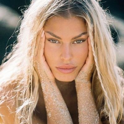 FL0RIAL's profile picture. 