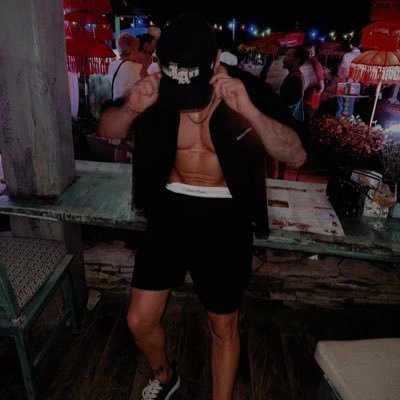 _brandonsibley's profile picture. 𝖔𝖓𝖊 𝖔𝖋 𝖔𝖓𝖊.