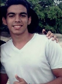 Servo do Deus Altíssimo, Simpático, Extrovertido, Flamenguista, gosto de açaí e o resto tente descobrir... ;P