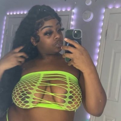 jessica12421's profile picture. I’m a caring God fearing woman 🥰❤️ content creator I do sell content