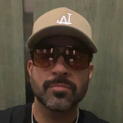 kpaso27's profile picture. Tall drummer golf guy. USC Football. Dodger Baseball. Kings Hockey. Rams Football.