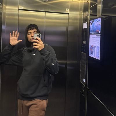 LuisAlb11084221's profile picture. 