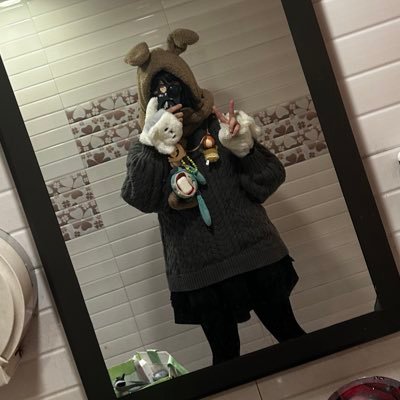 sasakisakicat's profile picture. 私の名前は 浅野咲てす，女性。
 Vocaloid&初音ミク 大好き(≧▽≦)╯。 
よるしく(^o^)日本語が苦手だ
☆cosplay★绘图☆初音ミク★LOLITA☆ ★☆中國語注意★☆