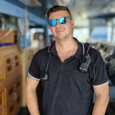thomasmanmk's profile picture. 🇺🇲USA Marine/Outdoors and cocktails #NavalSubmarineEngineer 🛠️🧰 ⚙️|Traveler 🌎|Fitness fan💪 Single father 💙