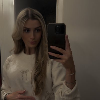 ChazzyTKD's profile picture. 26💛