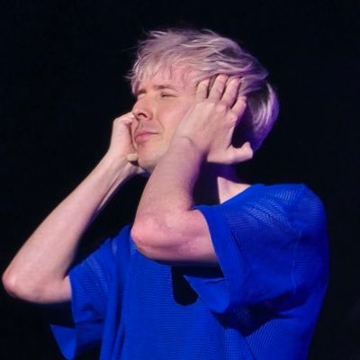 delicateomens's profile picture. amazingphil called me a liar | multifandom account