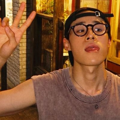 nutaksara's profile picture. new acc.