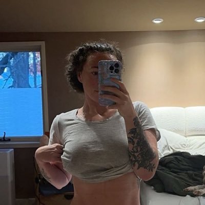 billsusan112's profile picture. Mummy will always make you feel good….😊ﾉ*:・ﾟ✧🩷 DRACK PHONIX