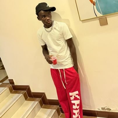 Beko_Nickson's profile picture. OBO • @davido Awodi !!🇳🇬 • bekonickson @dmwhq.com 30BG Member #timeless tours.