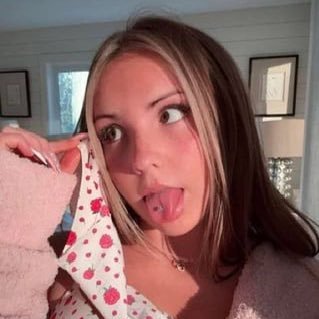 maddieecakes's profile picture. 18+ MDNI • twenty • not selling • check my photos tab 💞 just a good girl with a very dirty mind 😵‍💫