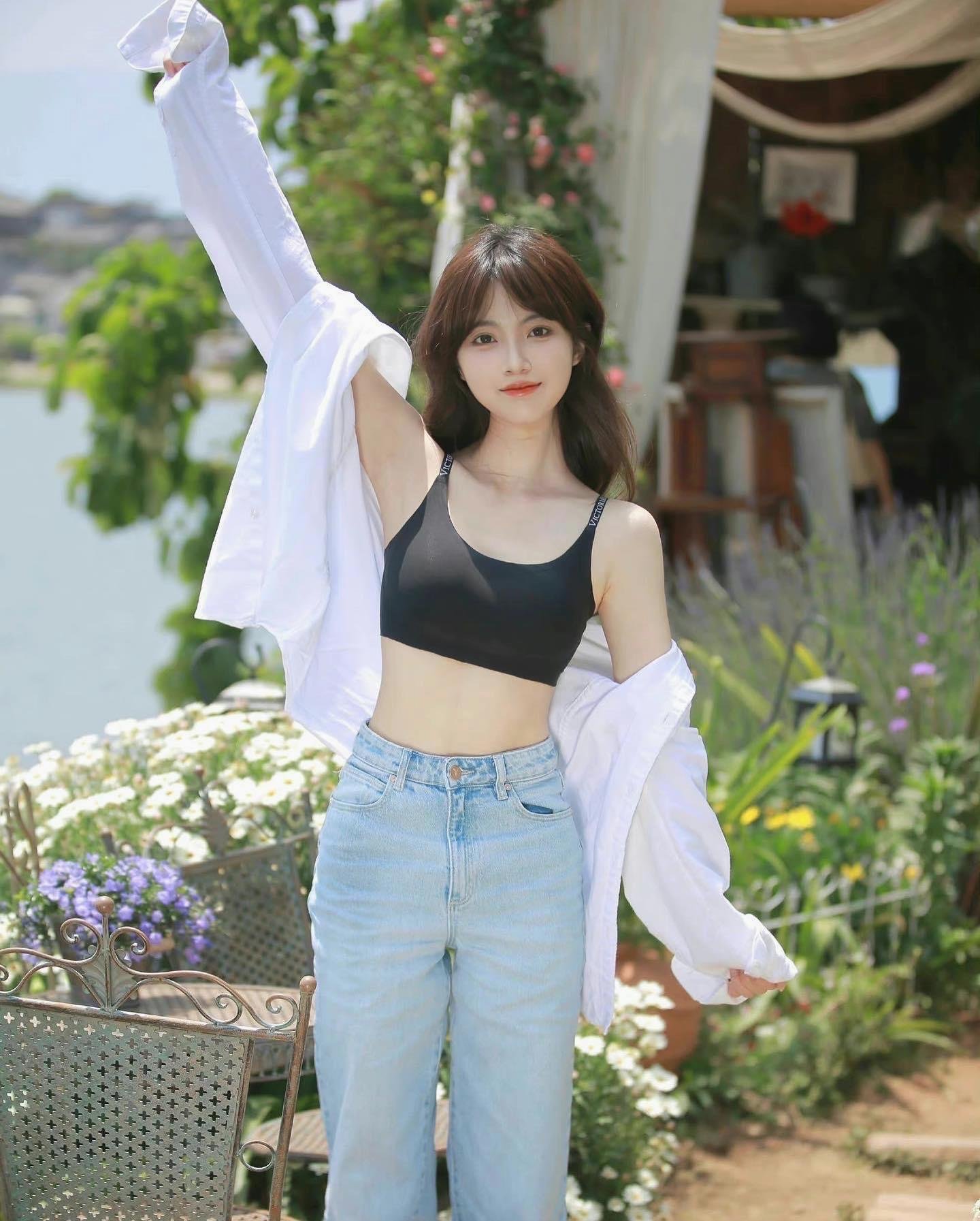 blake_EATS's profile picture. 温柔像初恋，口嗨请绕道 电报 https://t.co/CXRv0YUBgJ没有电报的宝宝私信x大号@jKWyqbGz