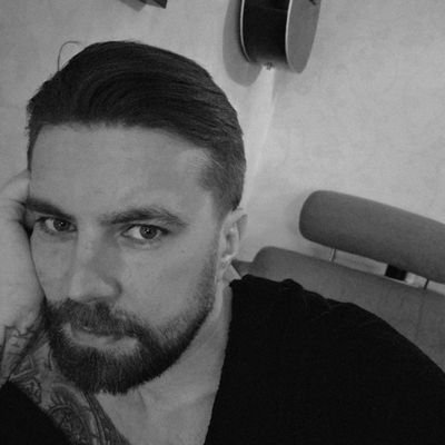 re1mers's profile picture. Degerfors IF, ångest och lidande.
Turneringens bästa målvakt i Skinnarcupen 1997.
Killgissar i podden Blås av skiten! https://t.co/mYDK2Uue1O