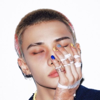 vivisseven's profile picture. 𝕸𝖆𝖘 𝖖𝖚𝖆𝖓𝖉𝖔 𝖊́ 𝖕𝖗𝖆 𝖘𝖊𝖒𝖕𝖗𝖊, 𝖕𝖗𝖆 𝖘𝖊𝖒𝖕𝖗𝖊 𝖘𝖊𝖗𝖆́ 𝕸𝖊𝖘𝖒𝖔 𝖖𝖚𝖊 𝖆𝖈𝖆𝖇𝖊…🥀 Jurídico Armand e Esposo de Seo Changbin🦇🪲