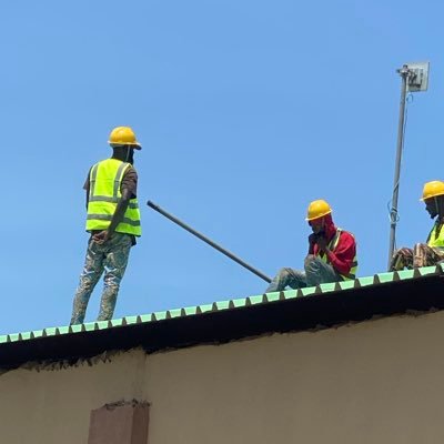 Moshoodbiol's profile picture. I'm into roofing