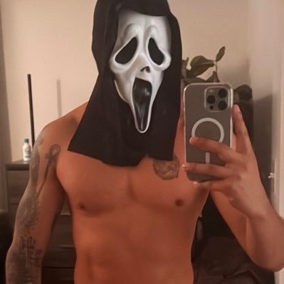 DiegoMo33077666's profile picture. Rt de contenido erótico