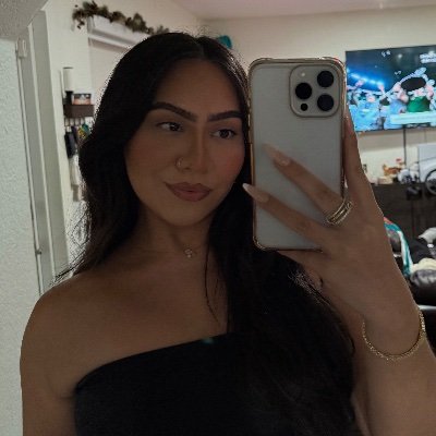 franncesssca's profile picture. so dead serious