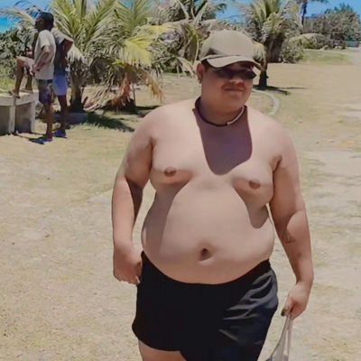 Kallneves1's profile picture. ladies and gentlemen, the world is crazy, I'm crazy, I crossed the limit and made myself the fucking king

https://t.co/zib3ytpFxf