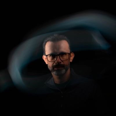 Alex_Torres1983's profile picture. Escritor. Editor Revista Latinoamericana de Poesía La Raíz Invertida.