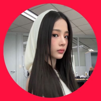 laujjeanzz's profile picture. apenas uma fã do top3: bangtan, mhdhh, laufey #MHDHH