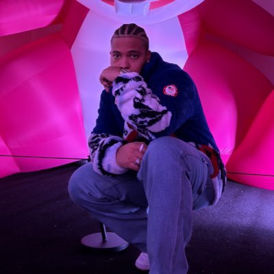 rayyy's profile picture. lightskin living lavish